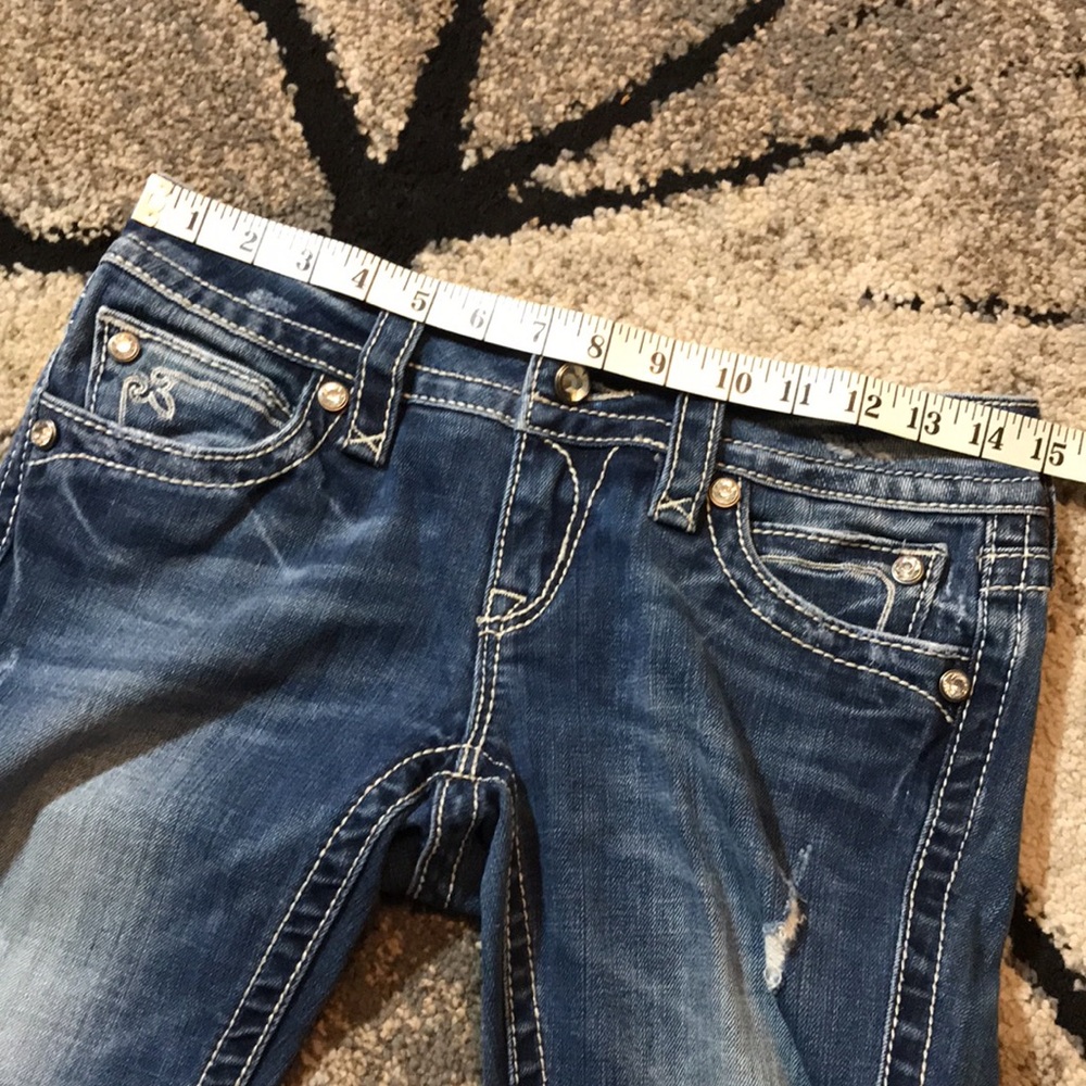 🐬 Rock Revival Noelle Capri Blue Distressed Jeans - Picture 9 of 12